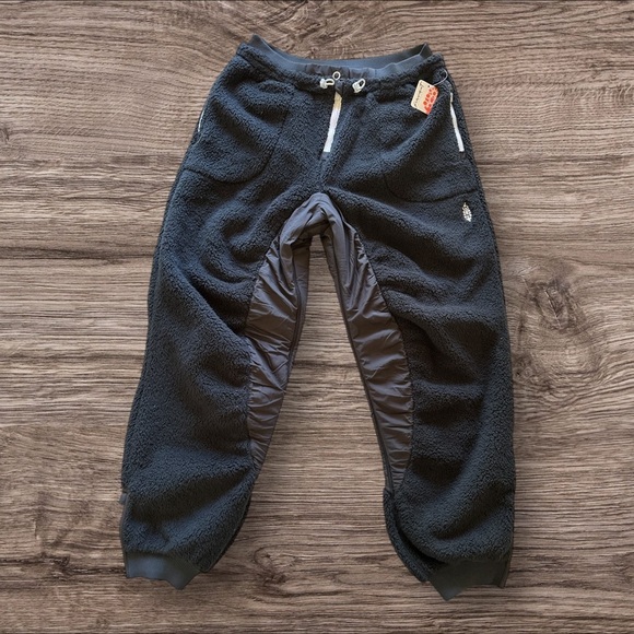 NWT Free People Sundown Fleece Pants in Black - Picture 7 of 8